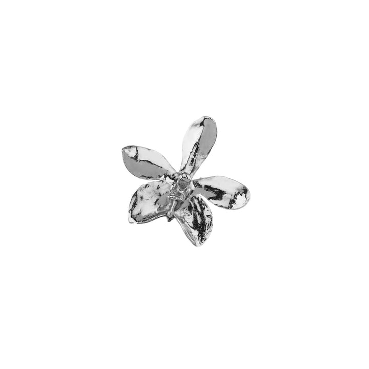 Risis Aeridovanda Vieng Ping Orchid Brooch/Pendant - A shiny, silver-colored metal flower brooch with detailed, textured petals, capturing light and creating a reflective surface.