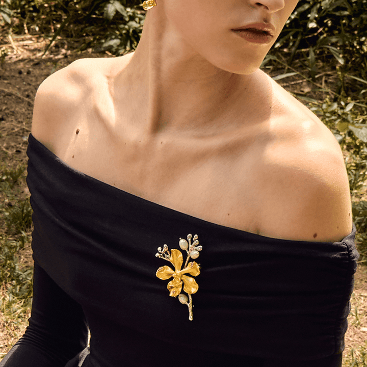 RISIS 24K Gold Palladium Freshwater Pearls Brooch