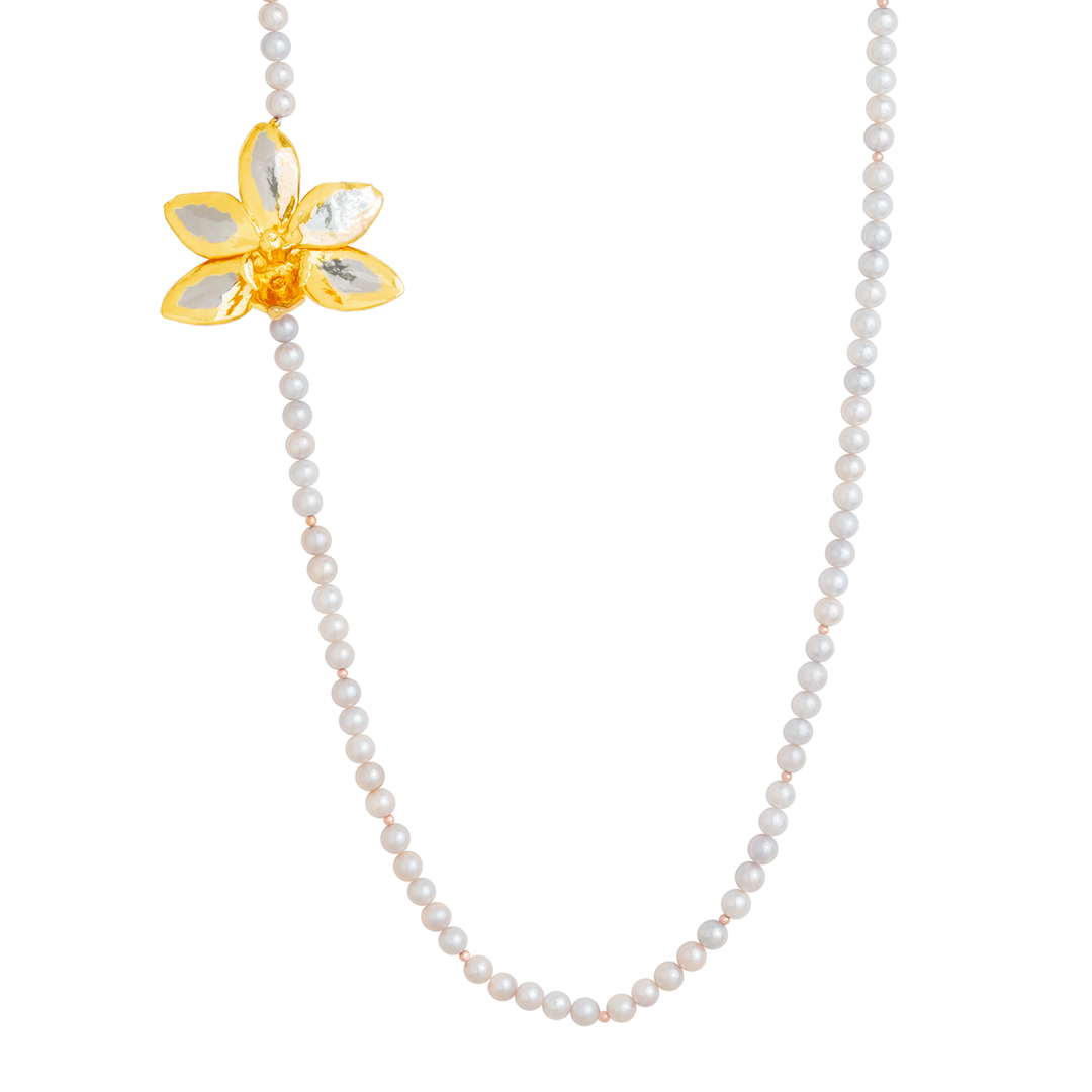 Phalaenopsis Ambleris with Light Grey Freshwater Pearls (PG)