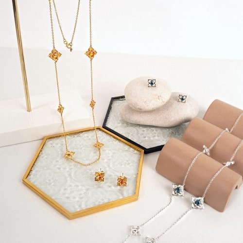 Explore the Different Orchid Jewellery Finishes