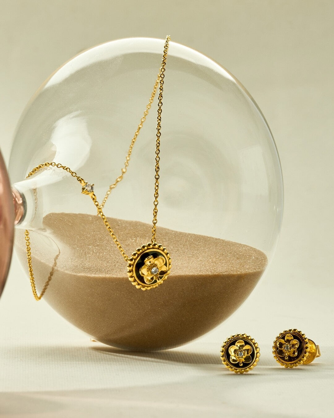 RISIS Official: Gold-plated Orchids, Jewellery, Gifts & Homeware Shop