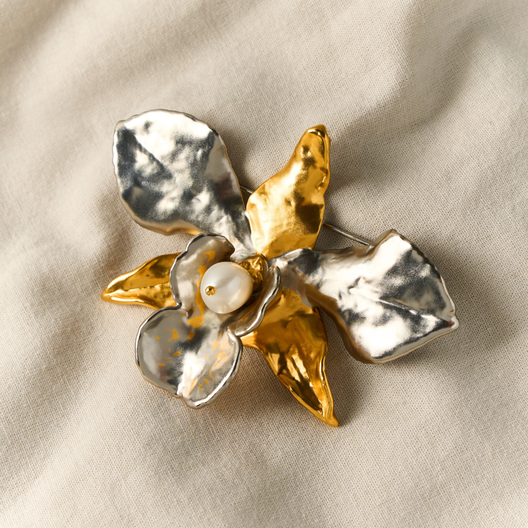 Dendrobium Star Orchid Pearl Brooch, Dendrobium Star Orchid Encapsulated in 24K Swiss Gold and Palladium with Baroque Freshwater Pearl