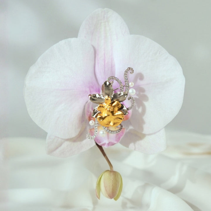 RISIS Oncidium Orchid Élan Brooch In 24K Gold and Palladium with Pearls and Moissanite