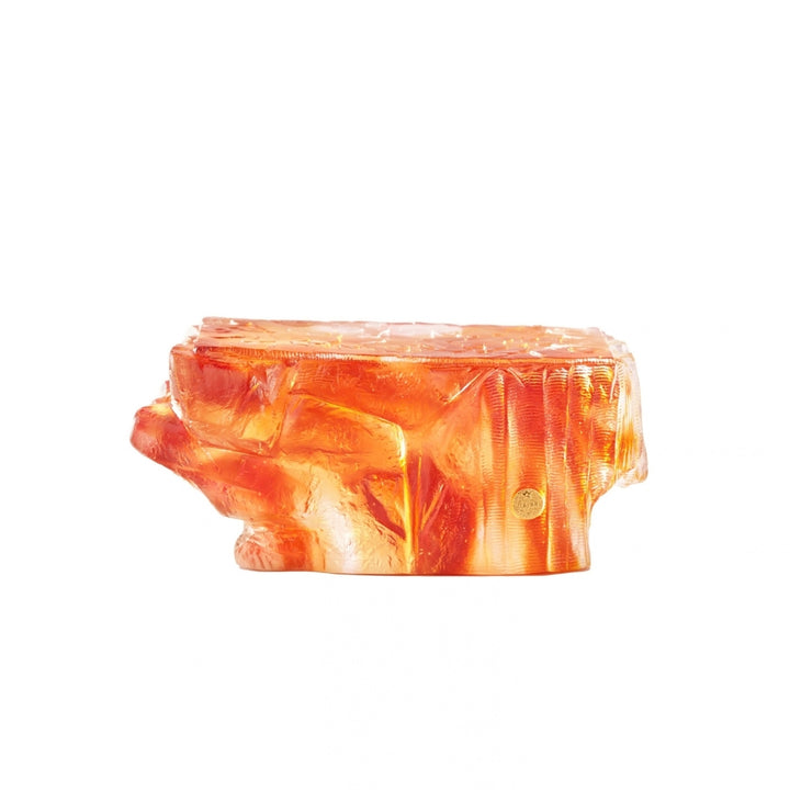 RISIS Amber Liu Li Front side -  a sculpted ‘琉璃’ (Liu Li crystal glass) mountain, where the characters ‘吉’ (Auspicious) and ‘羊’ (Goat) are intricately carved into the rock. 