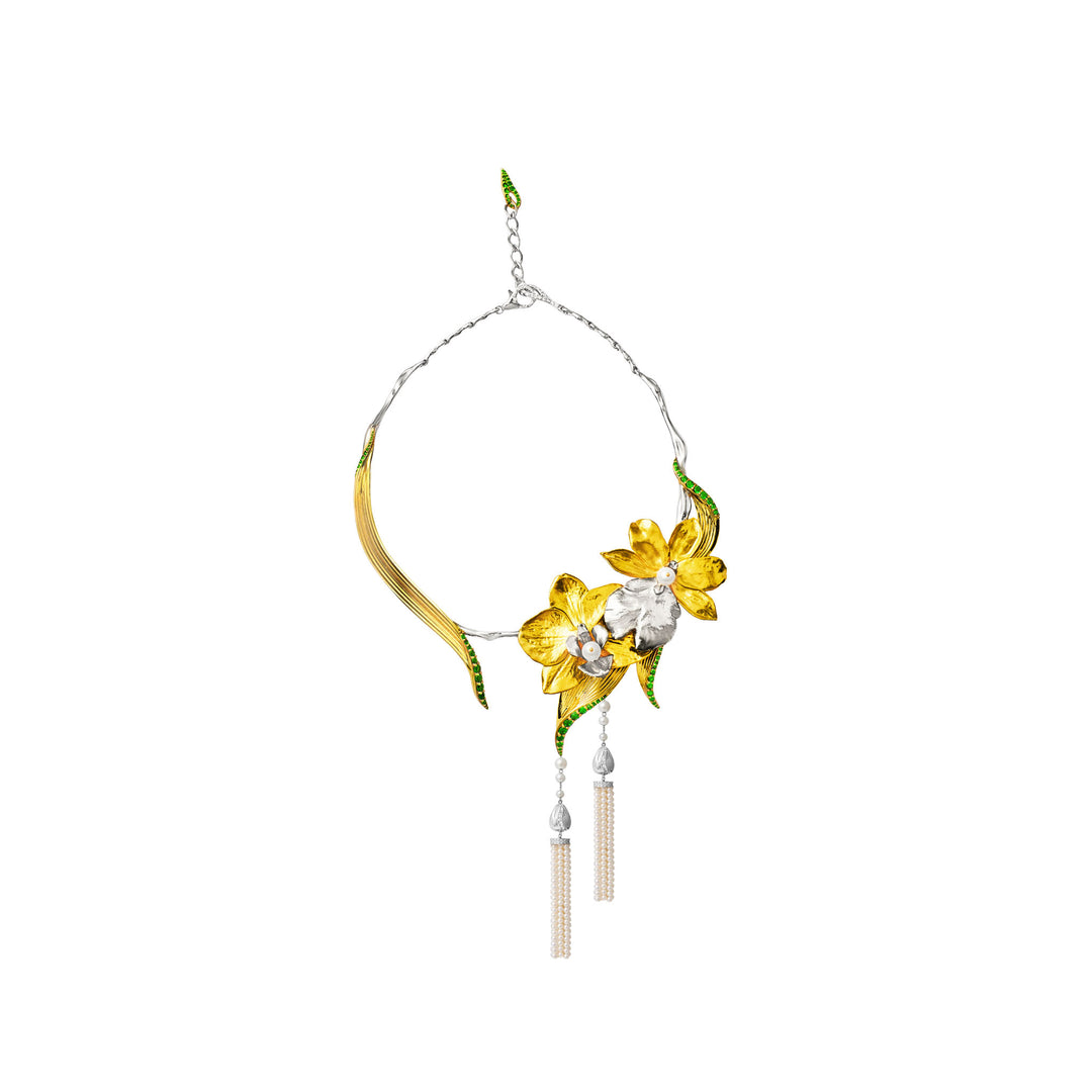 RISIS L’Orchidée Necklace In Gold with Diamonds and Akoya Pearls