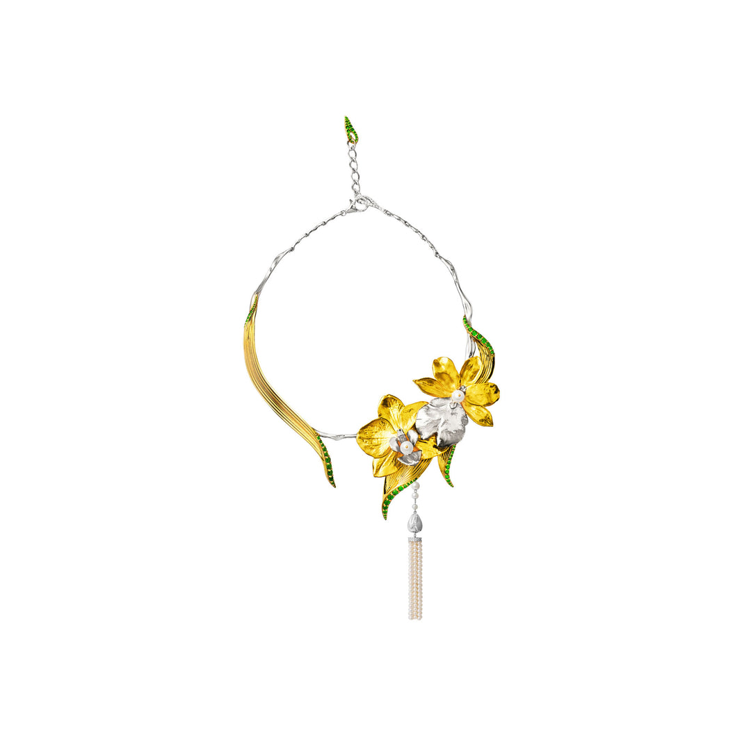 RISIS L’Orchidée Necklace In Gold with Diamonds and Akoya Pearls