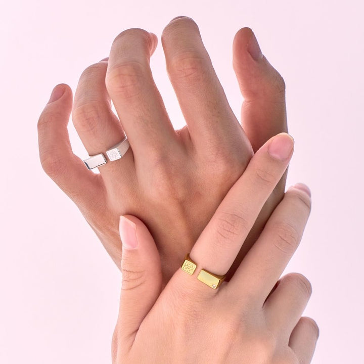 RISIS Peranakan Signet Ring in Rhodium and Gold with White Topaz