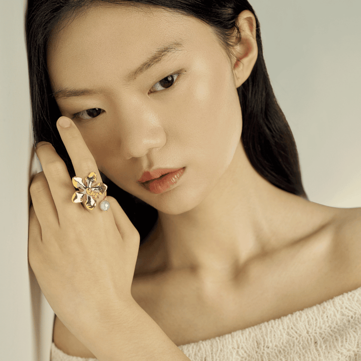 RISIS Vanda Orchid Ring In 24K Gold and Palladium with Akoya Pearl