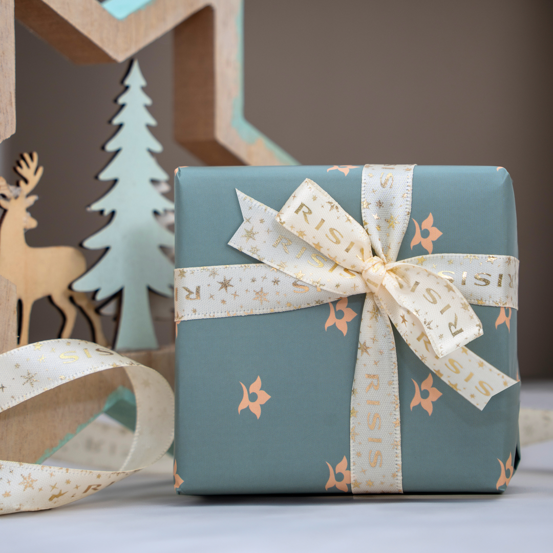 Complimentary Festive Gift Wrapping