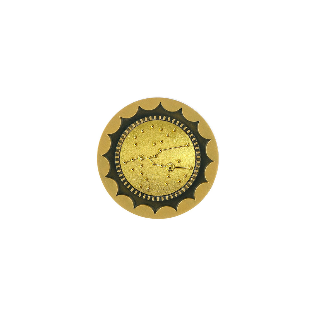 Risis 12 Constellation Base (Taurus) - Golden brooch with a circular, sun-like design, featuring a central textured disc surrounded by a wavy, scalloped edge, embodying an elegant, vintage aesthetic.