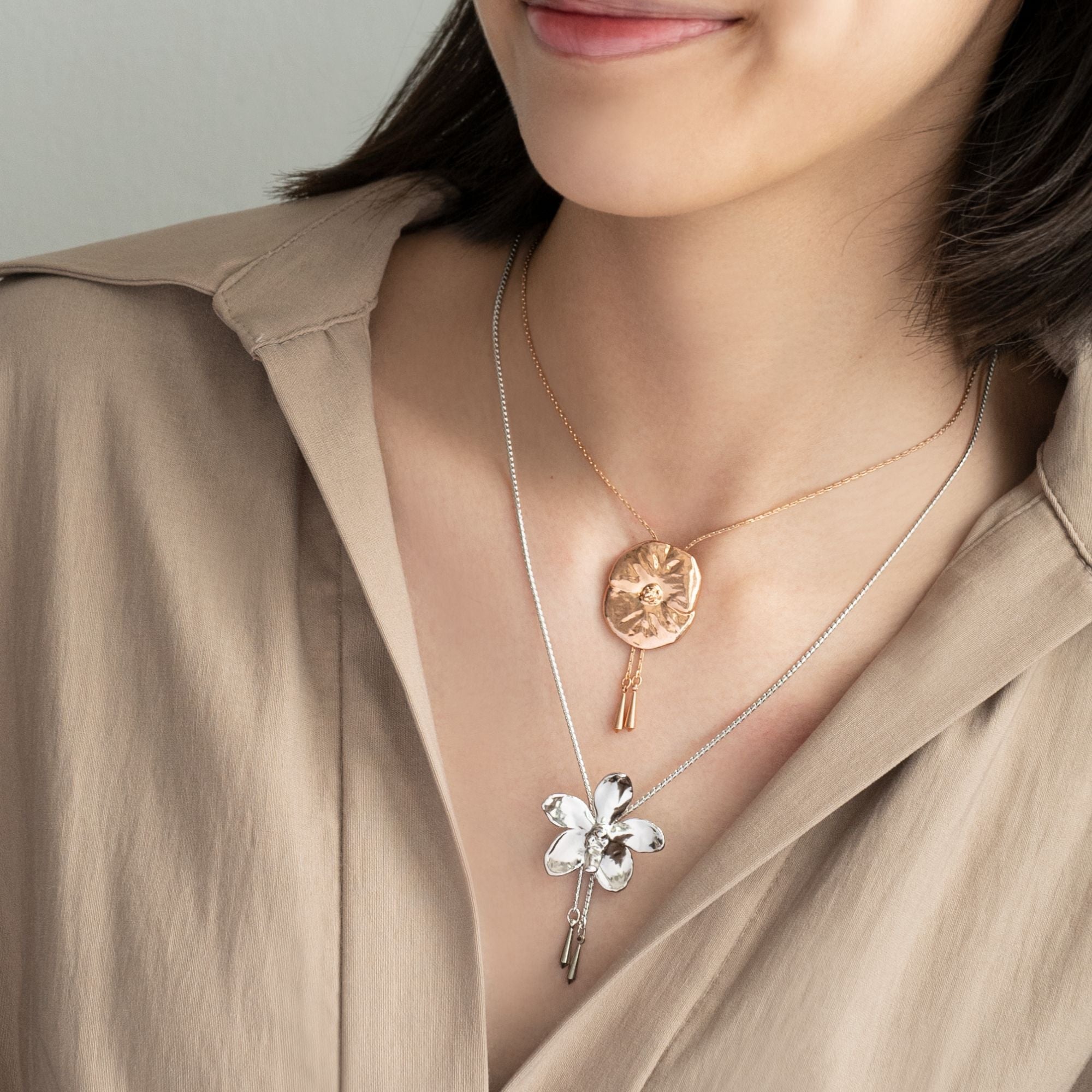 RISIS Promesse Short Slider Rose Gold Necklace on Model
