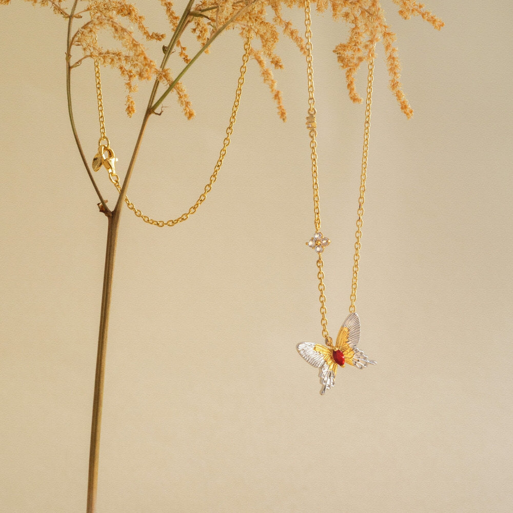 Botanique Butterfly Necklace - - RISIS