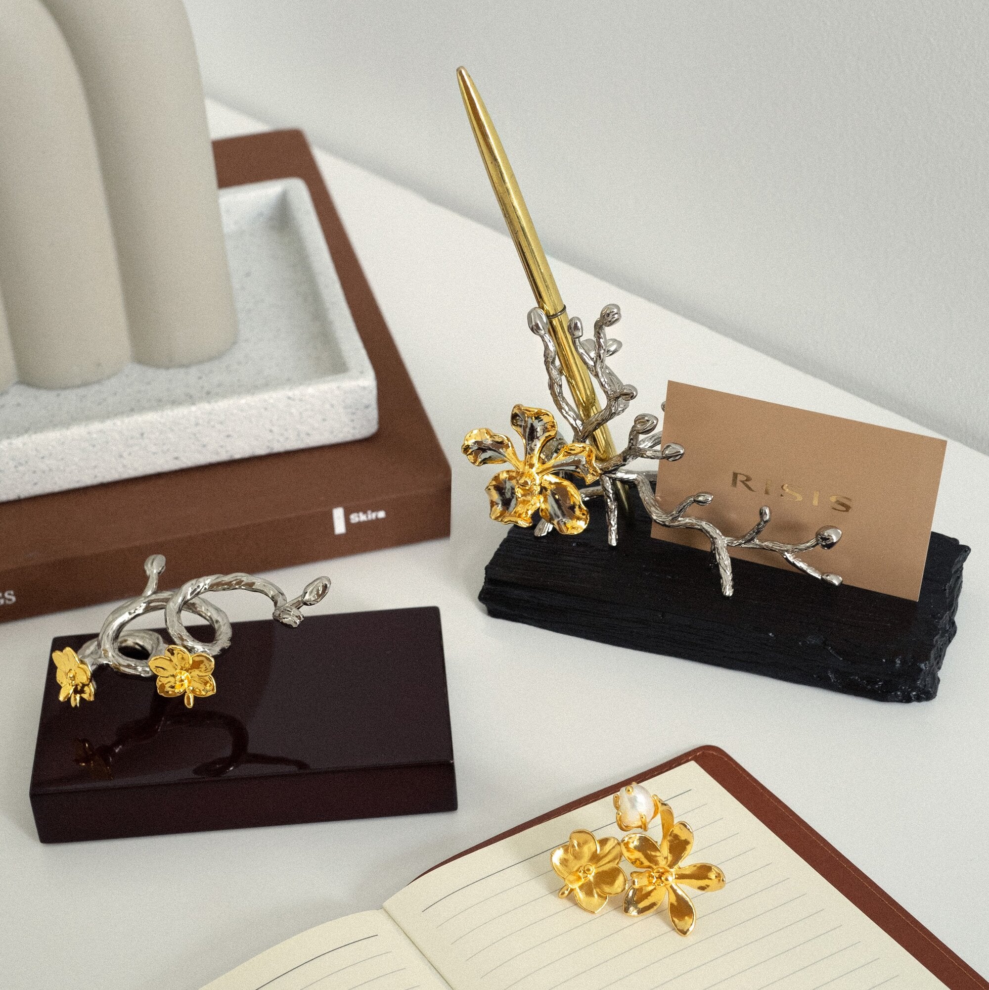 Orchid Vine Pen Holder II